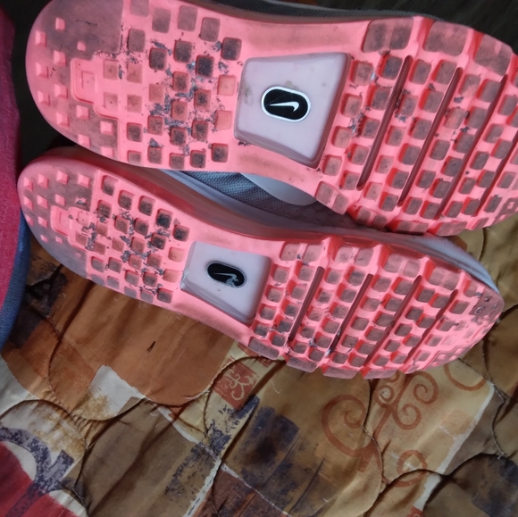 Nike Air Max - Picture 4 of 4